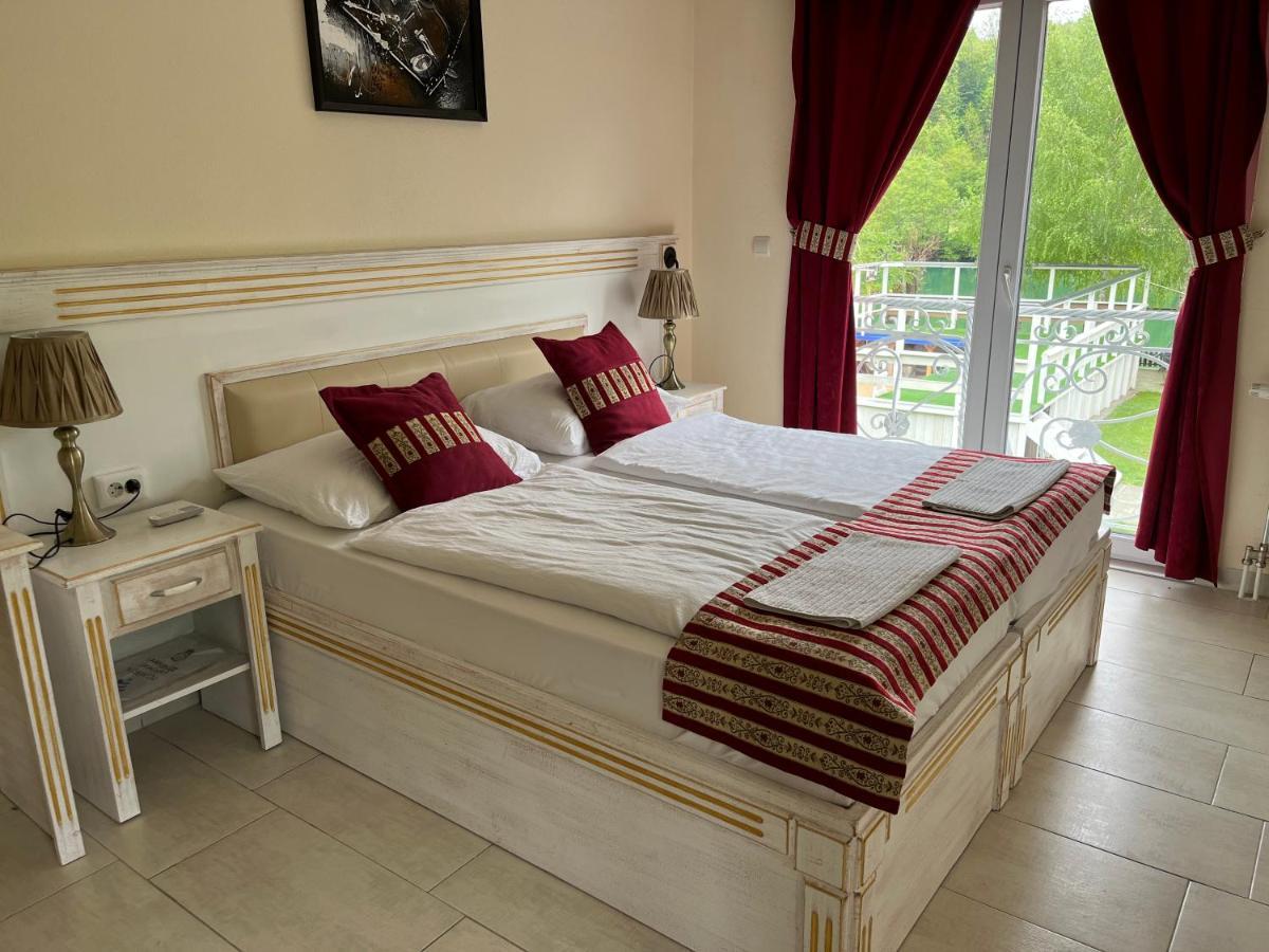 Rooms And Apartments Neron Bihac Lohovo Exteriér fotografie