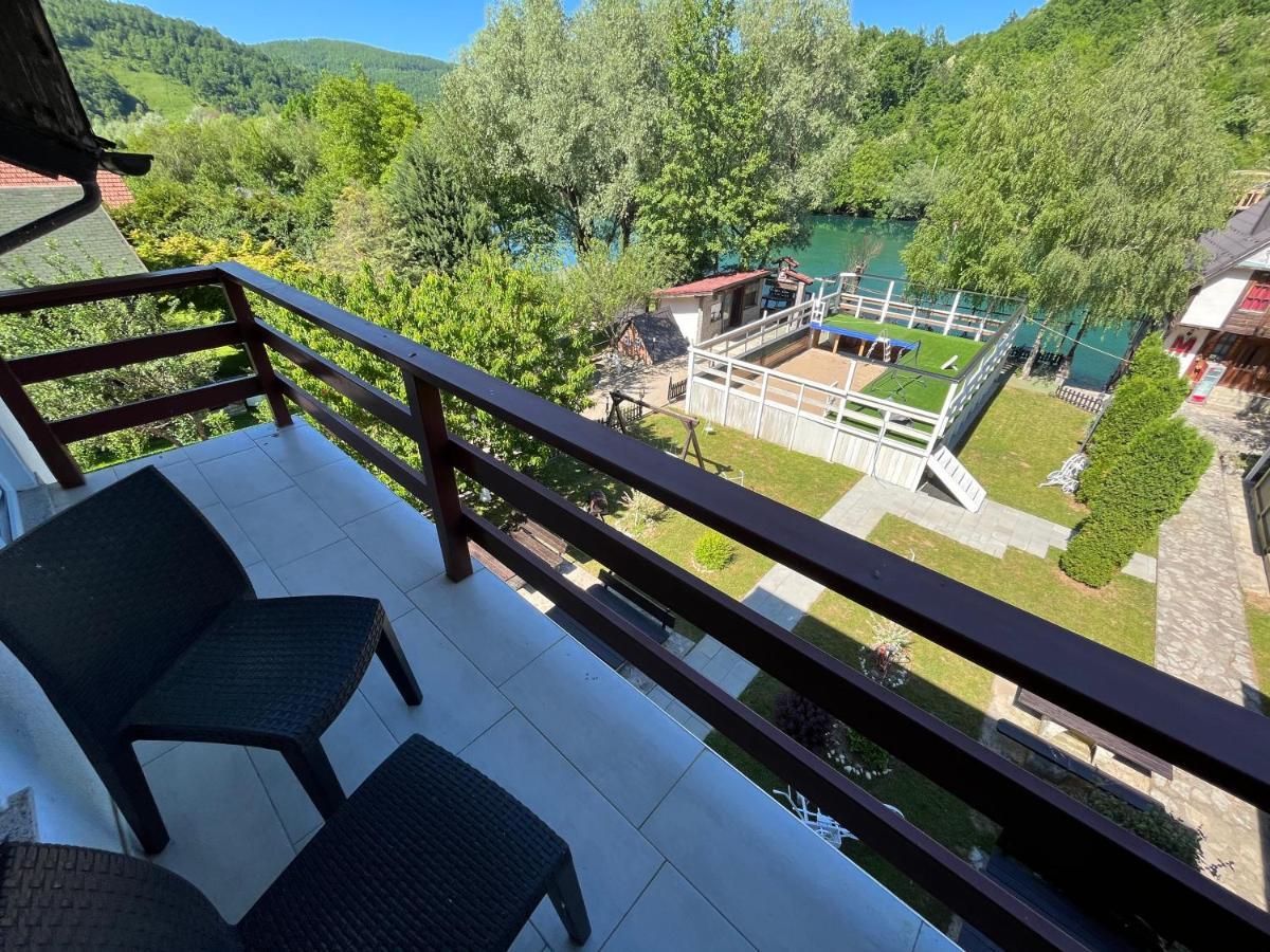 Rooms And Apartments Neron Bihac Lohovo Exteriér fotografie