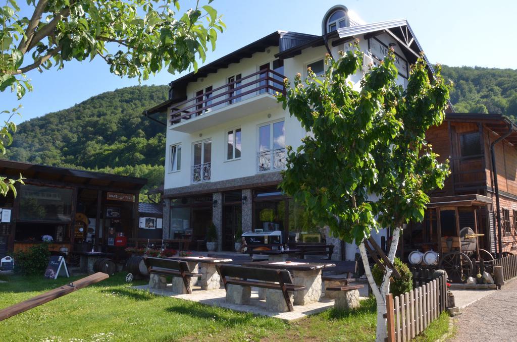 Rooms And Apartments Neron Bihac Lohovo Exteriér fotografie
