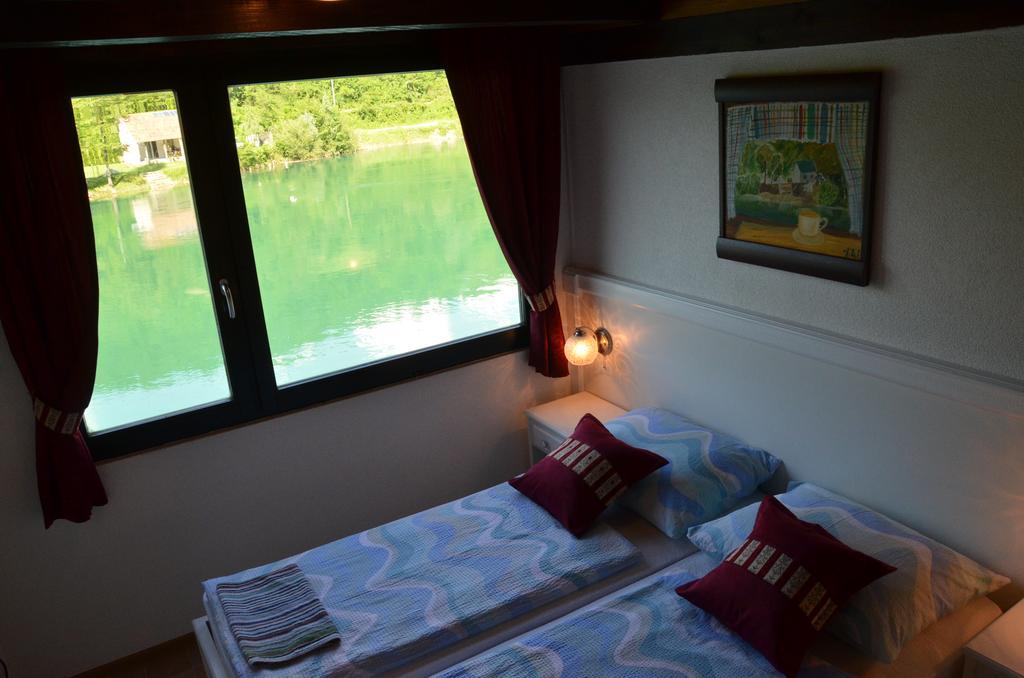 Rooms And Apartments Neron Bihac Lohovo Exteriér fotografie
