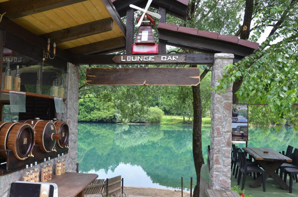 Rooms And Apartments Neron Bihac Lohovo Exteriér fotografie